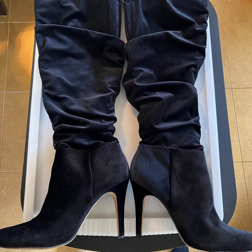 INC, KNEE BOOTS, SZ.10,  VELVET,  TRUE BLACK, EXCELLENT.GENTLY WARN! Twi…